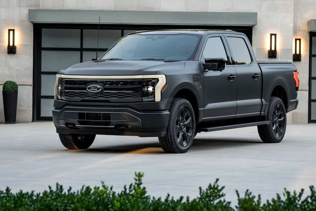 Akkorát bukik a Ford a villany F-150-esen, hogy még idén leállhat a gyártása