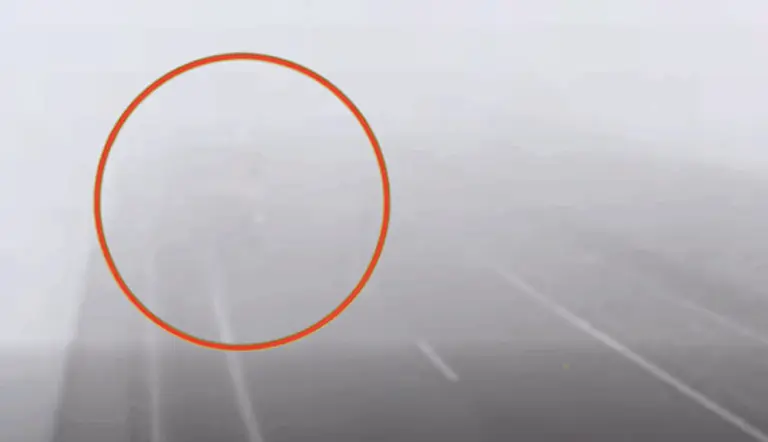 Óriási baleset történt a Kőröshegyi völgyhídon, csodával határos, hogy nem történt tragédia!