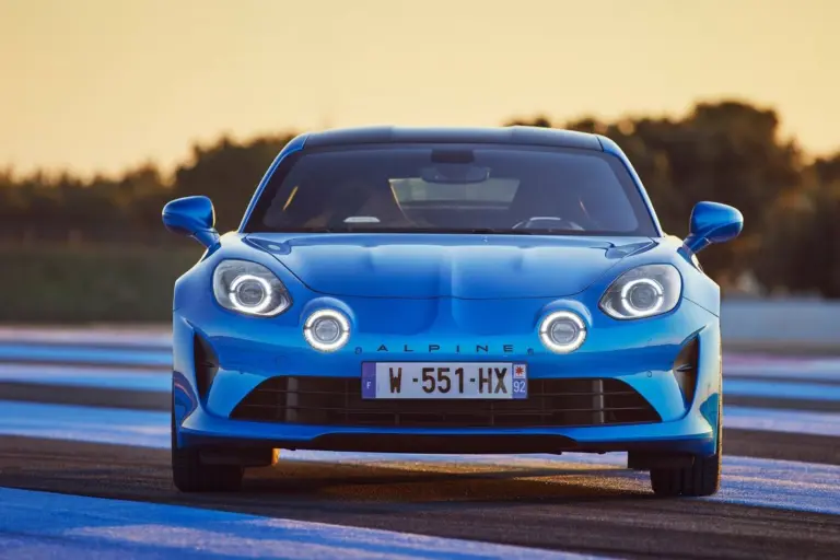 Életben maradhat az Alpine A110: az USA-ban