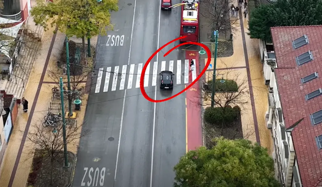 Felháborító szabálytalanságokat füleltek le a rendőrök a drónnal!