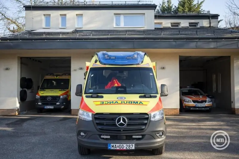 101 új mentőautóval bővül az Országos Mentőszolgálat flottája