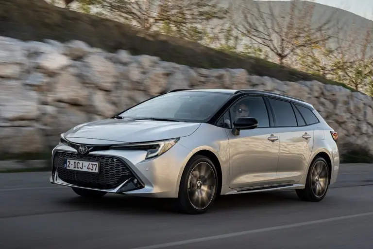 Tarolt a Toyota a januári újautó-piacon