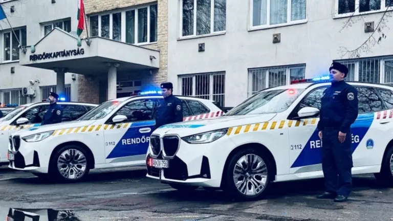 Új BMW SUV-okkal erősít a debreceni rendőrség!