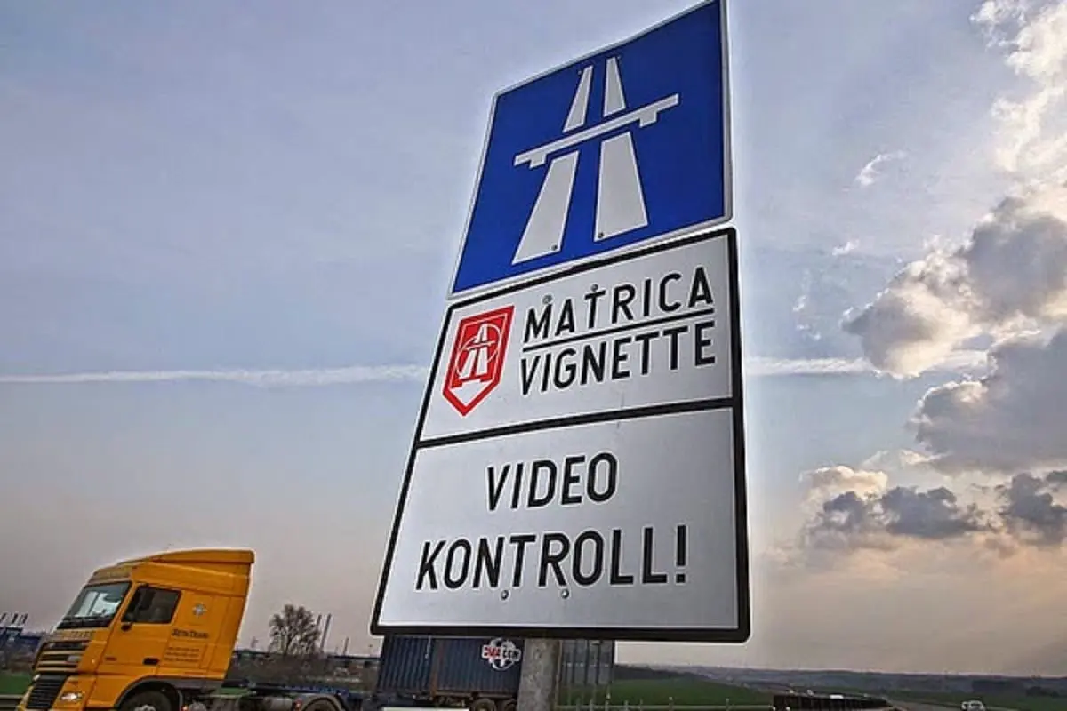 Részleges értékesítési leállás lesz az útdíjfizetésben újévkor