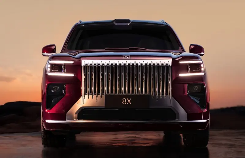 Ez a konnektoros hibrid állítólag 328 kilométert megy tisztán villannyal!