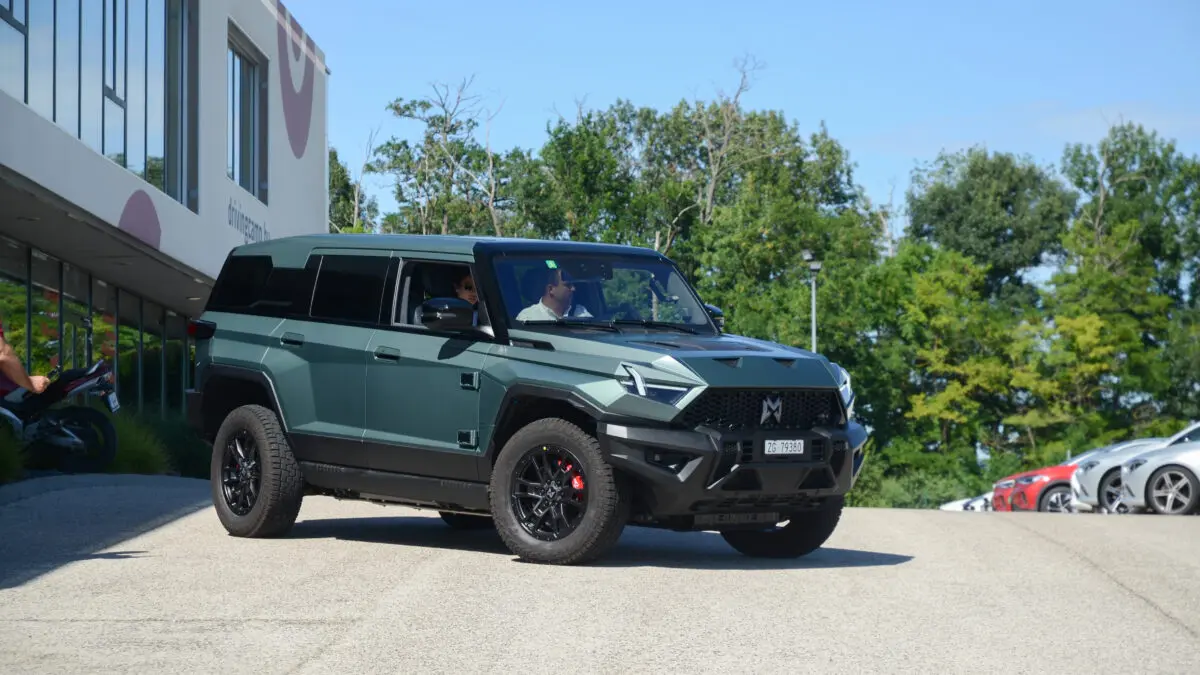 Elvették az adókedvezményt a pazarló, elektromos SUV-monstrumoktól Kínában