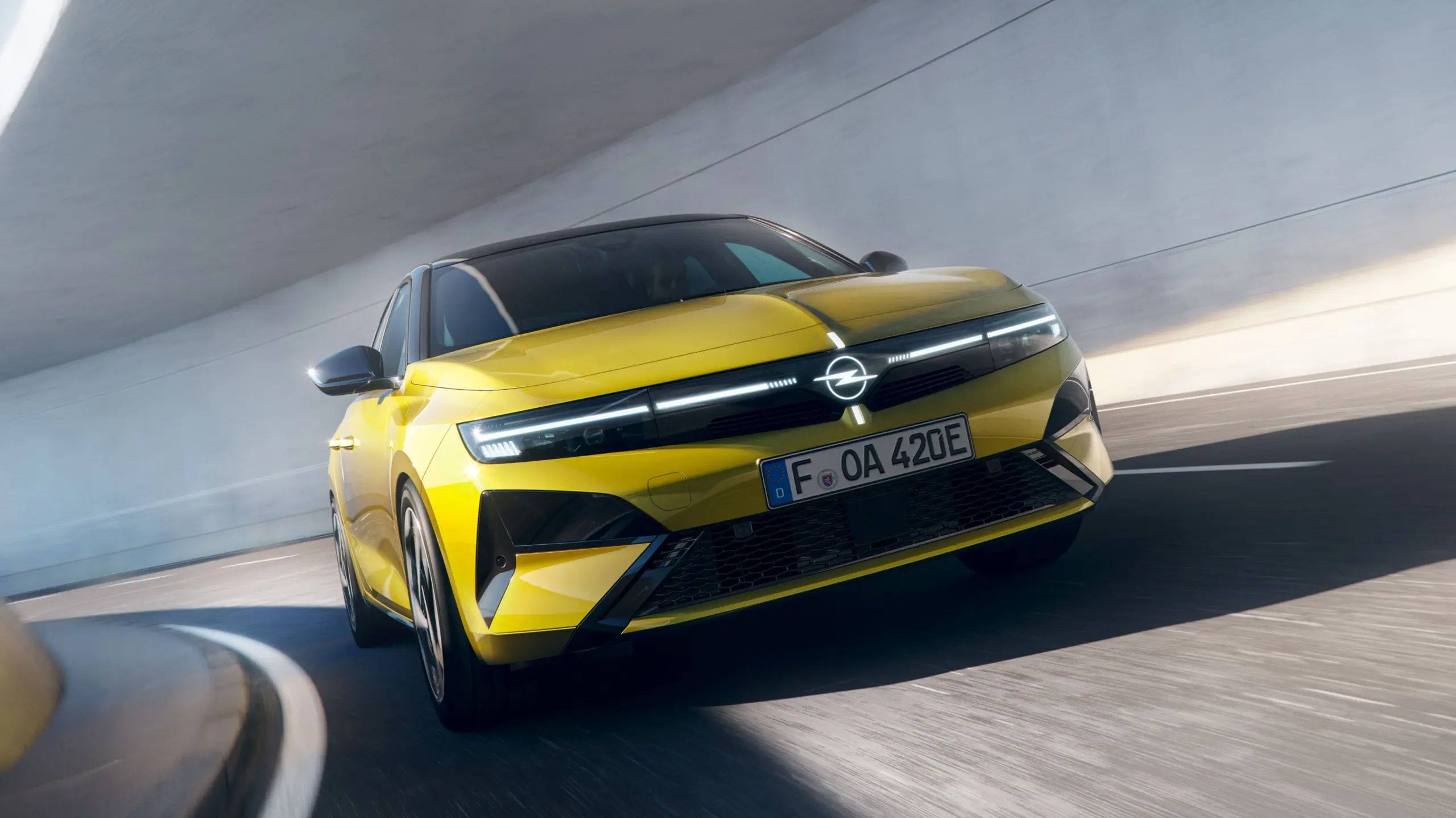 Mostantól 8 év gyári garanciát ad az Opel