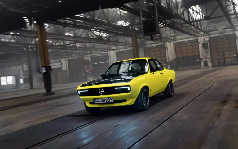 Újabb típust támaszthat fel az Opel, visszatérhet a Manta!