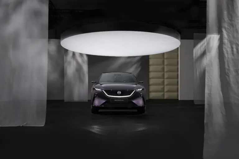 Itt a Mazda új crossovere, már be is árazták Magyarországon!