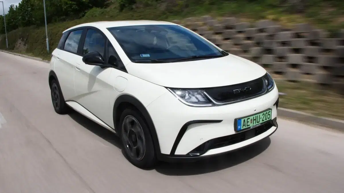 Ismét meghosszabbították a villanyautó-támogatást: íme az új határidő!