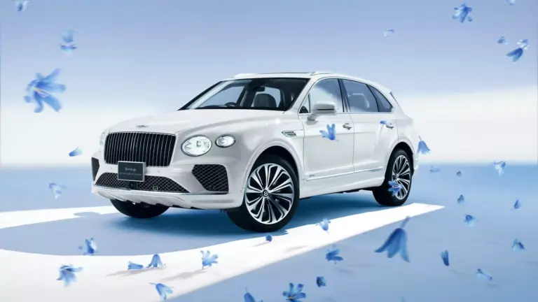 Különleges, csajos Bentley Bentayga érkezett Japánba!