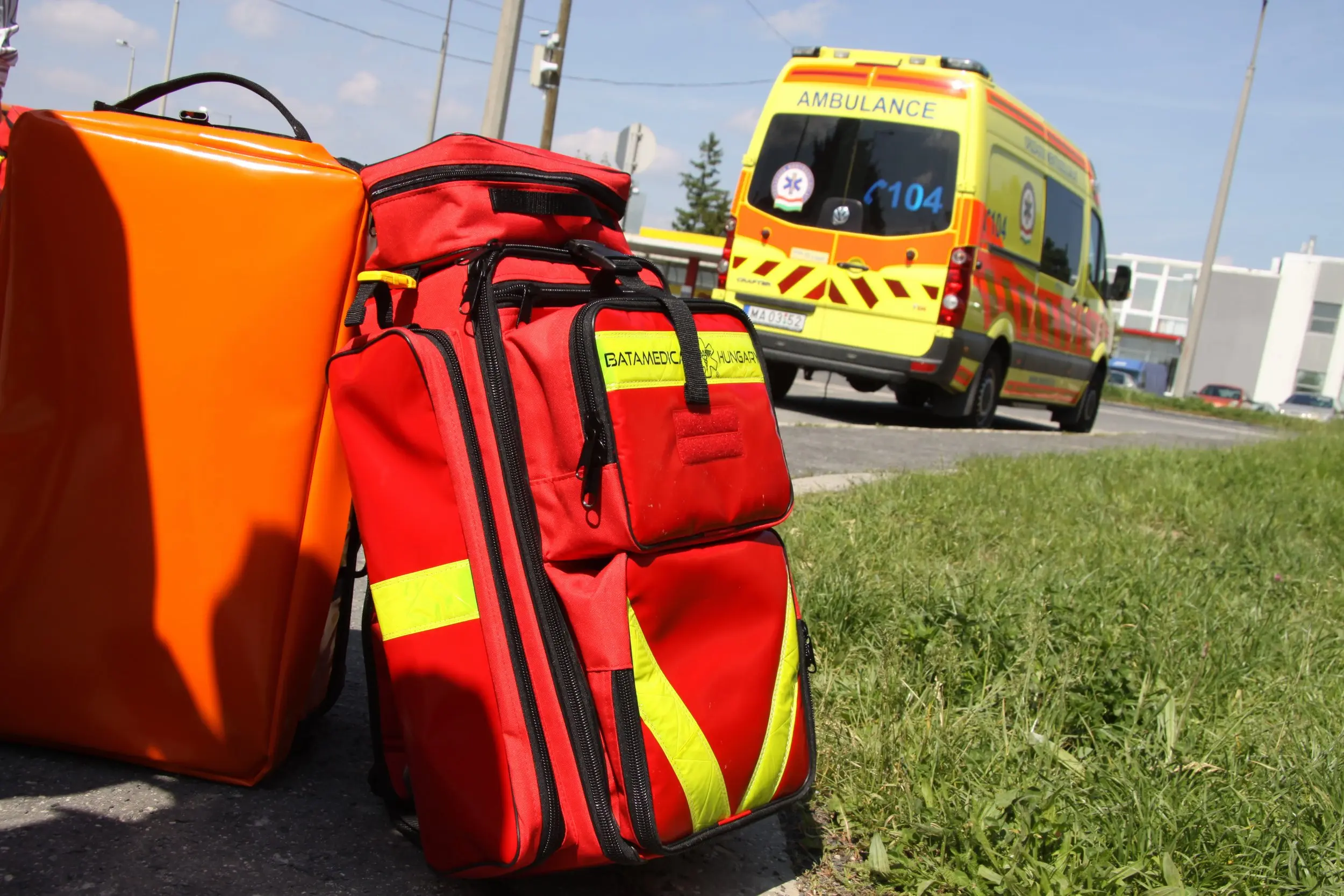 Még mindig probléma itthon a mentőfolyosók kialakítása, mondd el most Te, szerinted miért!