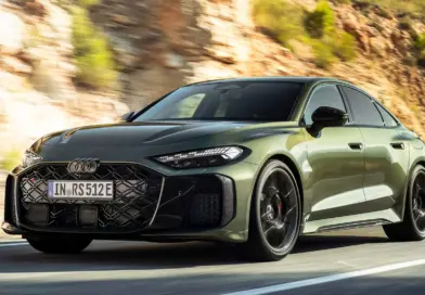 2,4 tonnás hibrid lett az új Audi RS 5