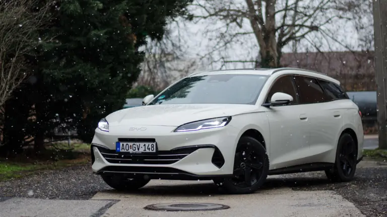 Európai színvonalú kombi? Nem mindenben! Teszten a BYD Seal 6 Dm-i Touring!