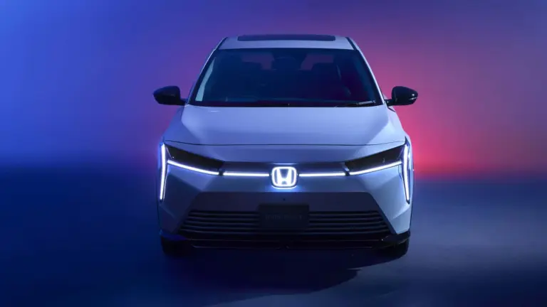 Tisztán elektromos hajtással tér vissza a Honda Insight