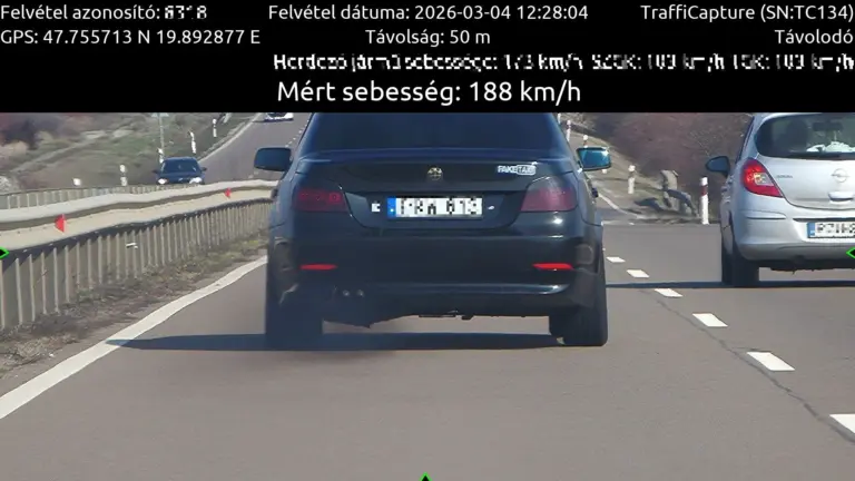 Kormoló BMW 188 km/órával: mutatjuk, miért nem tudták kivonni a forgalomból!
