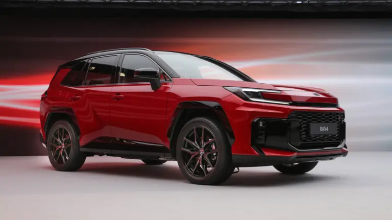 Beárazták a Toyota RAV4 konnektoros hibrid változatát!