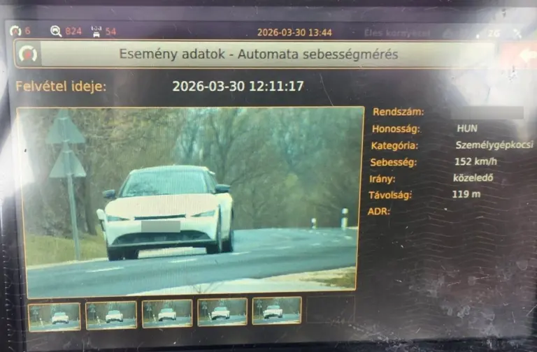 Tényleg lassúak a villanyautók? 90 helyett 152 km/órával fotózták le a Kia EV6-ot!