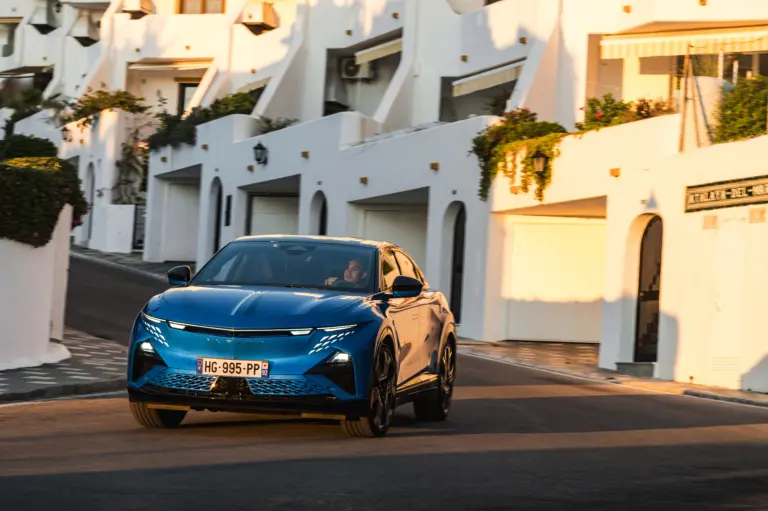 Immár Magyarországon is kapható az Alpine új SUV-ja! Mutatjuk, mennyit kérnek érte!