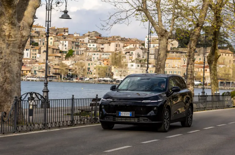 Megérkezett Magyarországra a hatótávnövelt Leapmotor B10, íme a hazai ára!