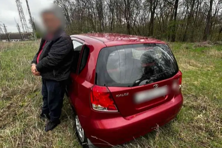 Videó: a kerékpárúton menekült a rendőrök elől, végül a csalitosban kapták el!