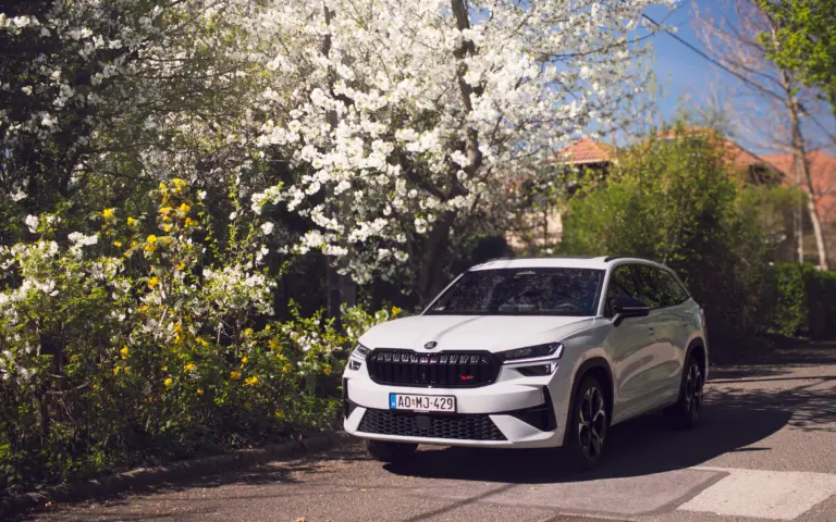 Méltón áll a kínálat csúcsán - Teszten a Škoda Kodiaq RS