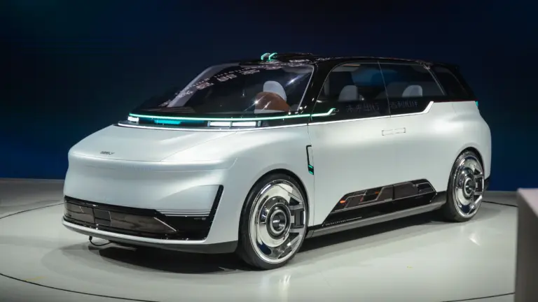 Megbíznál egy kínai önvezető taxiban? Könnyen lehet, hogy ilyen is lesz nálunk!