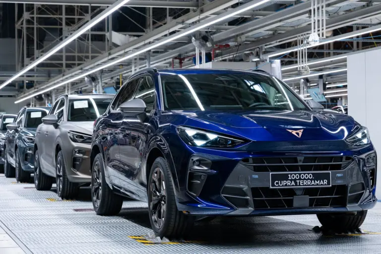 2 év sem kellett hozzá, máris elkészült a 100 ezredik győri Cupra!