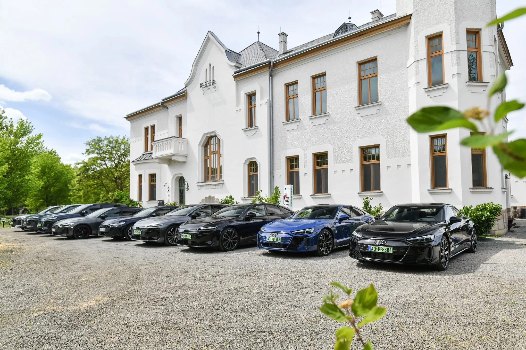 Audi e-tron modellek a főszerepben - megérkezett az új Q4 e-tron is!