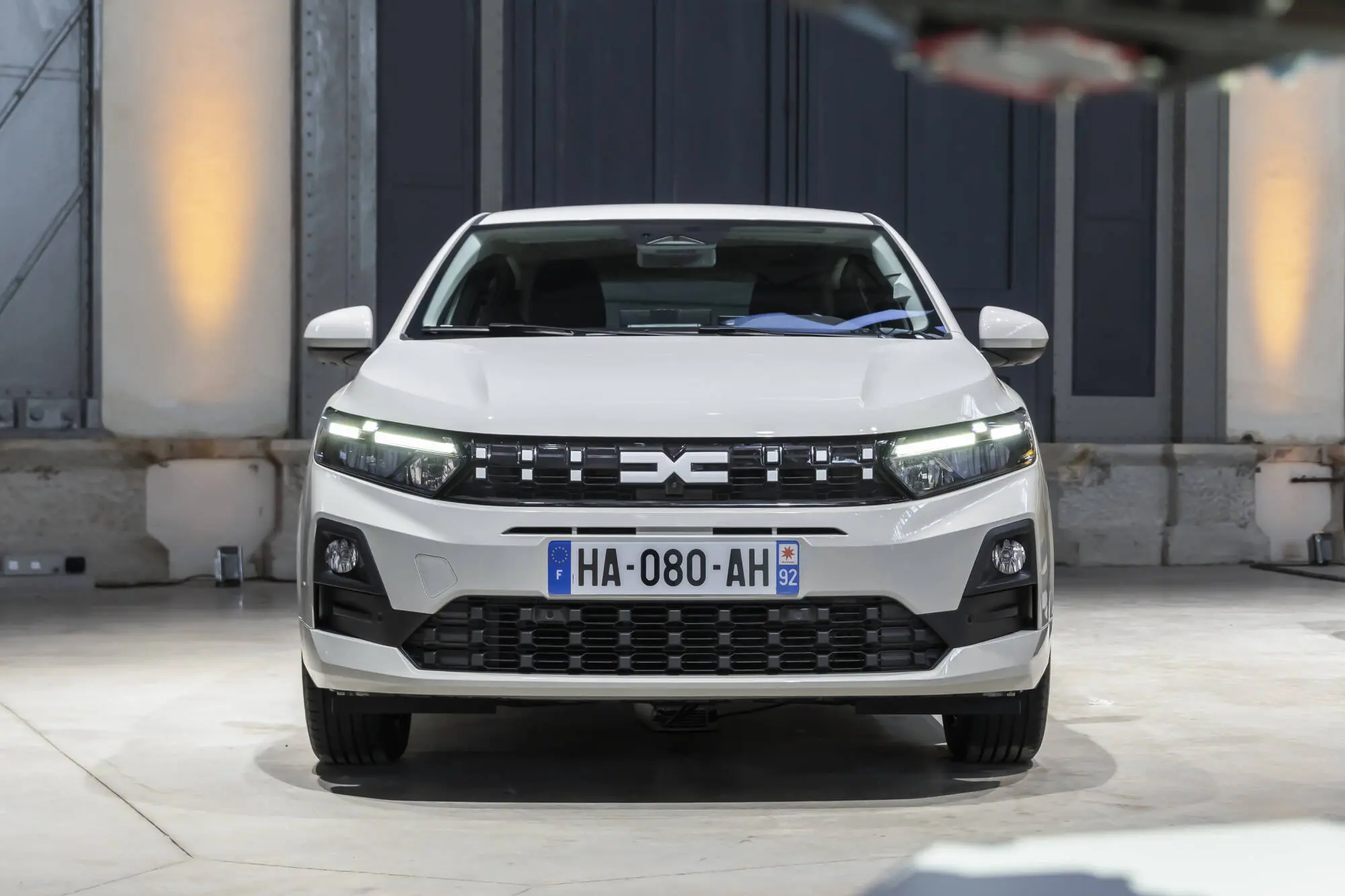 Ismét Európa tetején a Dacia Sandero! Áprilisban ebből fogyott a legtöbb!