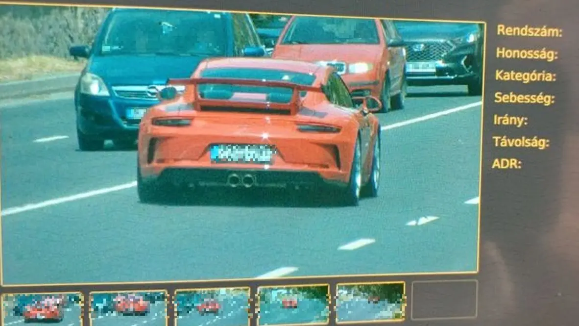 Porschét fotózott a traffipax Salgótarjánban: kitalálod, mennyivel száguldott?