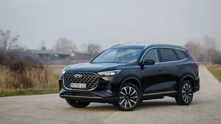 Komoly mértékben megvágta a Chery a Tiggo 8 árát! Most ennyiért lehet hazavinni!