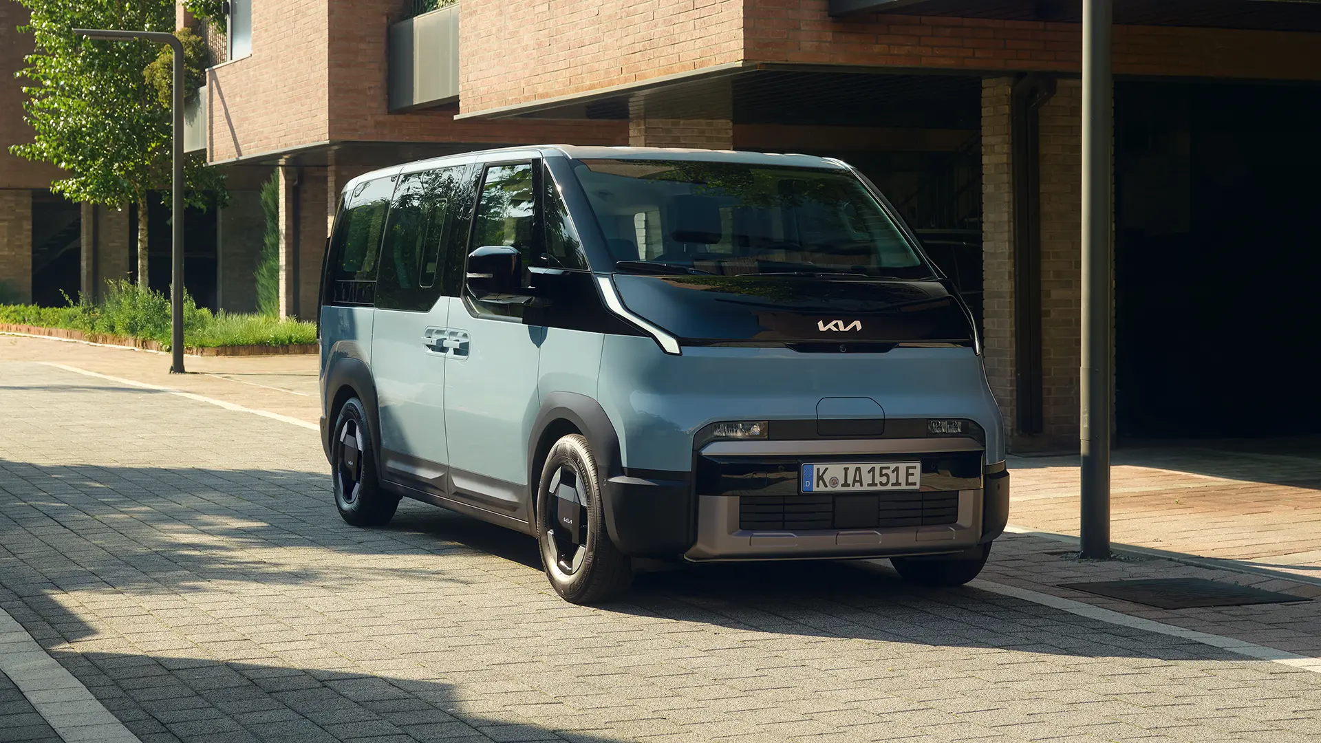 Hat- és hétüléses kivitelben is érkezik a Kia PV5!