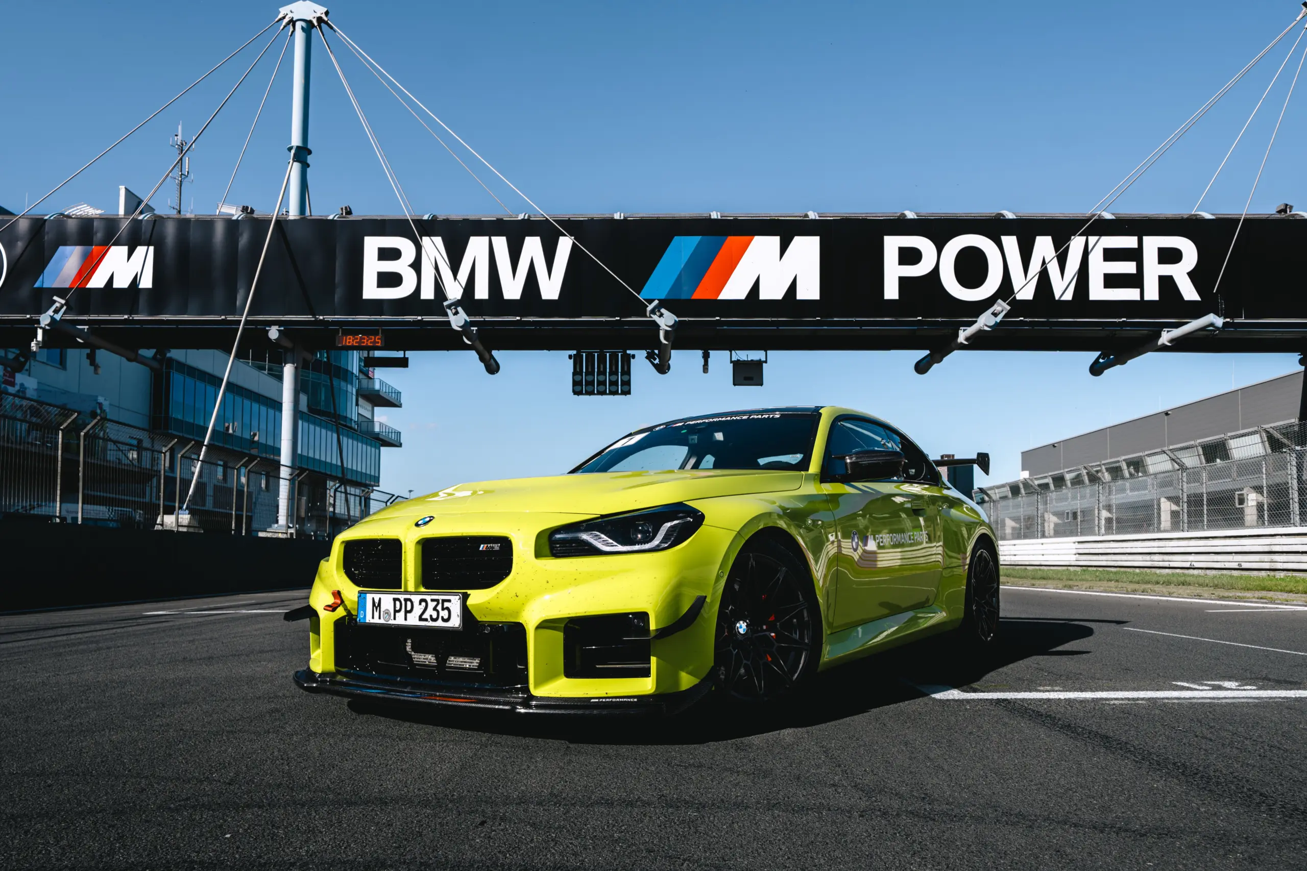 Újabb körrekord a BMW-től a Zöld Pokolban
